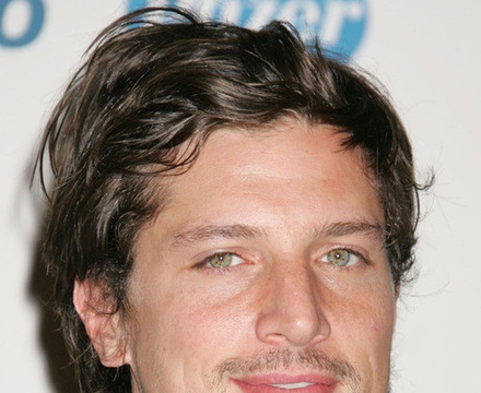 Simon Rex